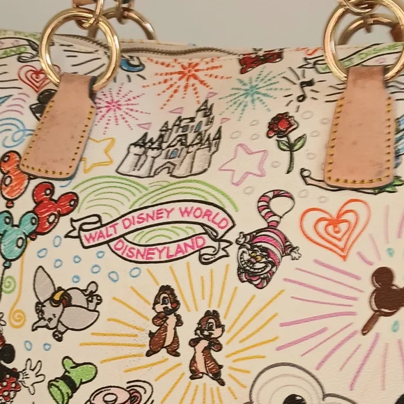 🏰✨️Dooney and Bourke- Disney Sketch Edition- Large Tote Bag - Picture 2 of 16